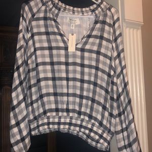 Cloth& Stone. Anthropologie. NWT . Small.